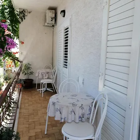 Marivo Apartment