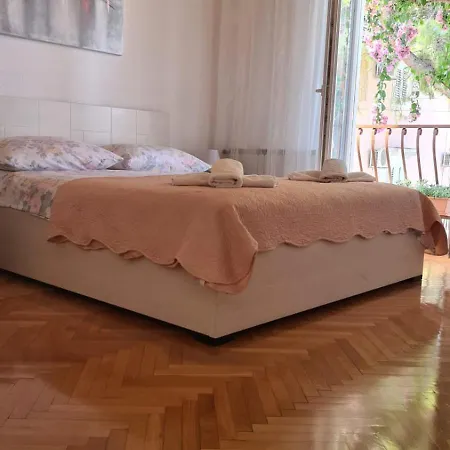 Apartment Marivo *