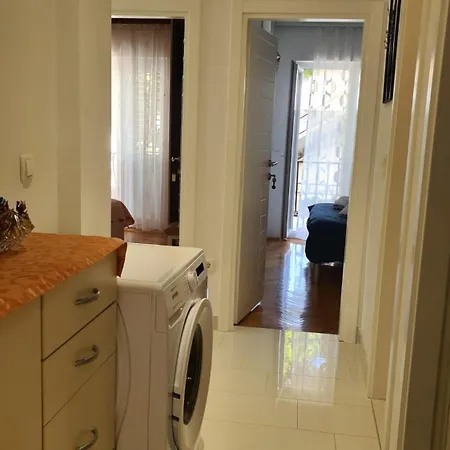 Marivo Apartment *
