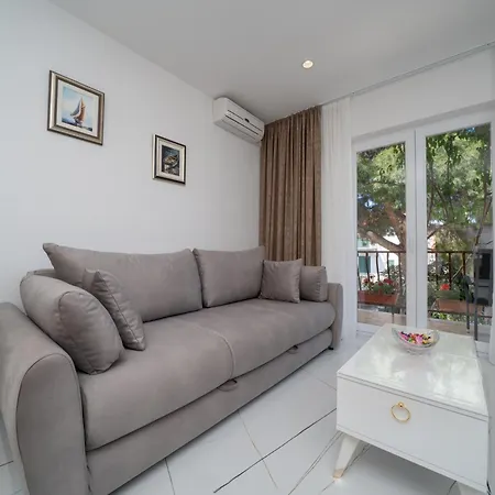 Marivo * Baška Voda