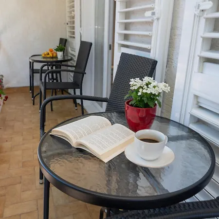 Marivo Διαμέρισμα *