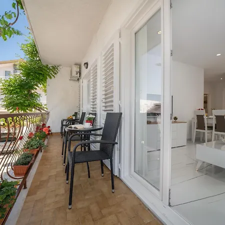 Marivo Διαμέρισμα Baška Voda